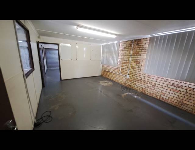 123M² WORKSHOP TO LET IN RICHARDS BAY CENTRAL